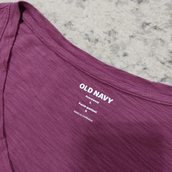 Old Navy Slub knit T-shirt V neck 100% cotton basic tee Plum - Picture 5 of 8